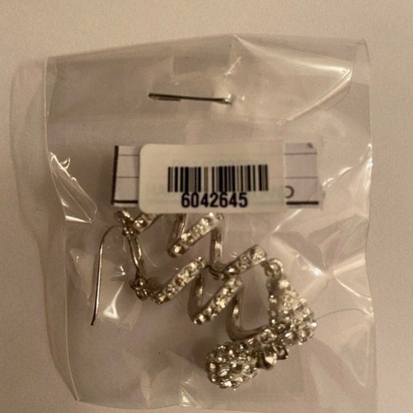 NWT Spiral Crystal Earrings - Picture 6 of 6